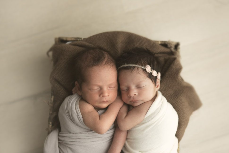 Twins Newborn London | B+A and their little family